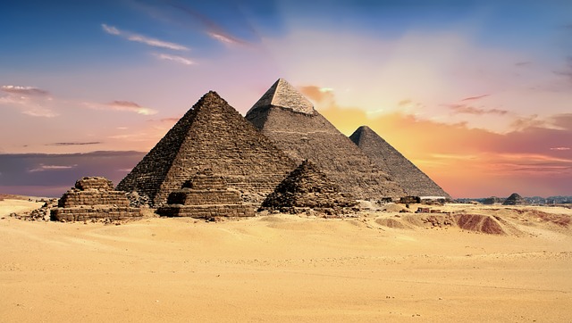 pyramidy Egypta